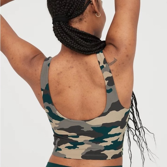 NWT Aerie Green and Brown Camouflage Sports Bra with Lace-Up Back - Picture 3 of 11